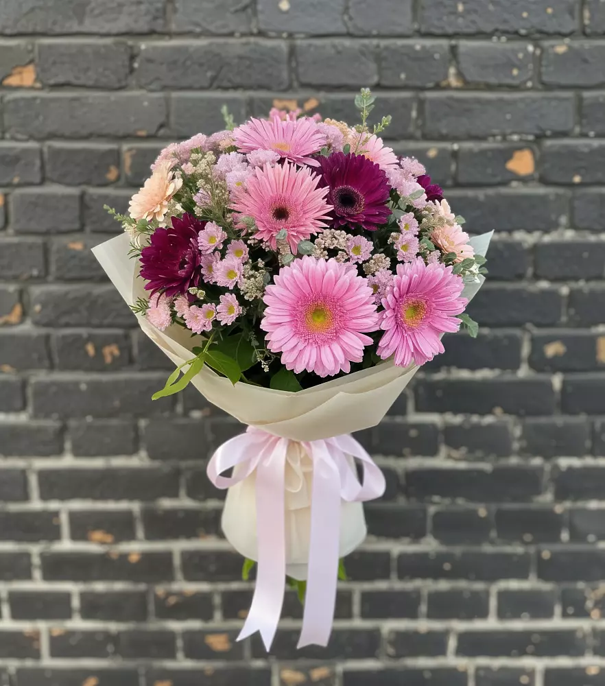 Букет цветов из: Герберы и Хризантемы в Гарь-Покровское