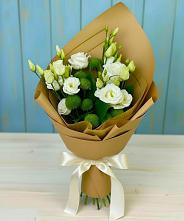 Букет цветов из:  Хризантемы и Лизиантусы в Гарь-Покровское