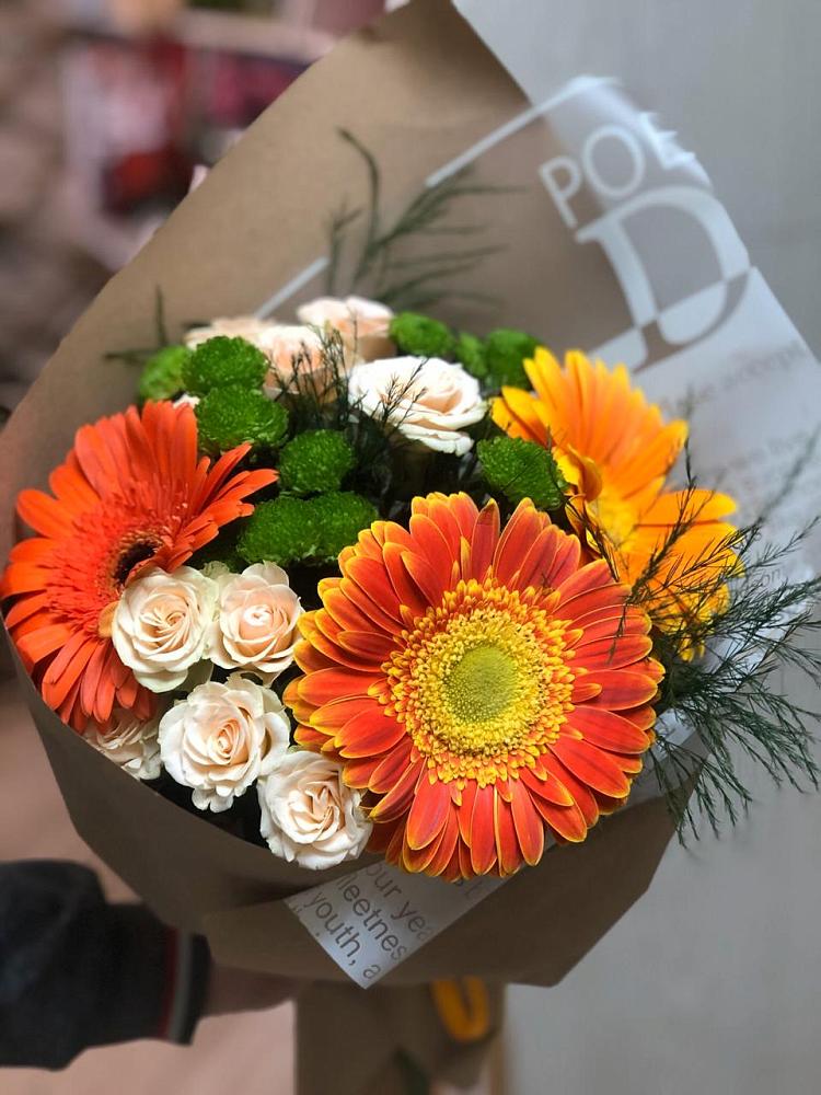 Букет цветов из: Герберы, Хризантемы и Розы в Гарь-Покровское