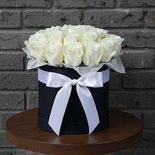 Цветочная композиция из Розы в шляпной коробке в Гарь-Покровское