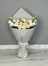 Букет цветов из:  Розы и Лизиантусы в Гарь-Покровское